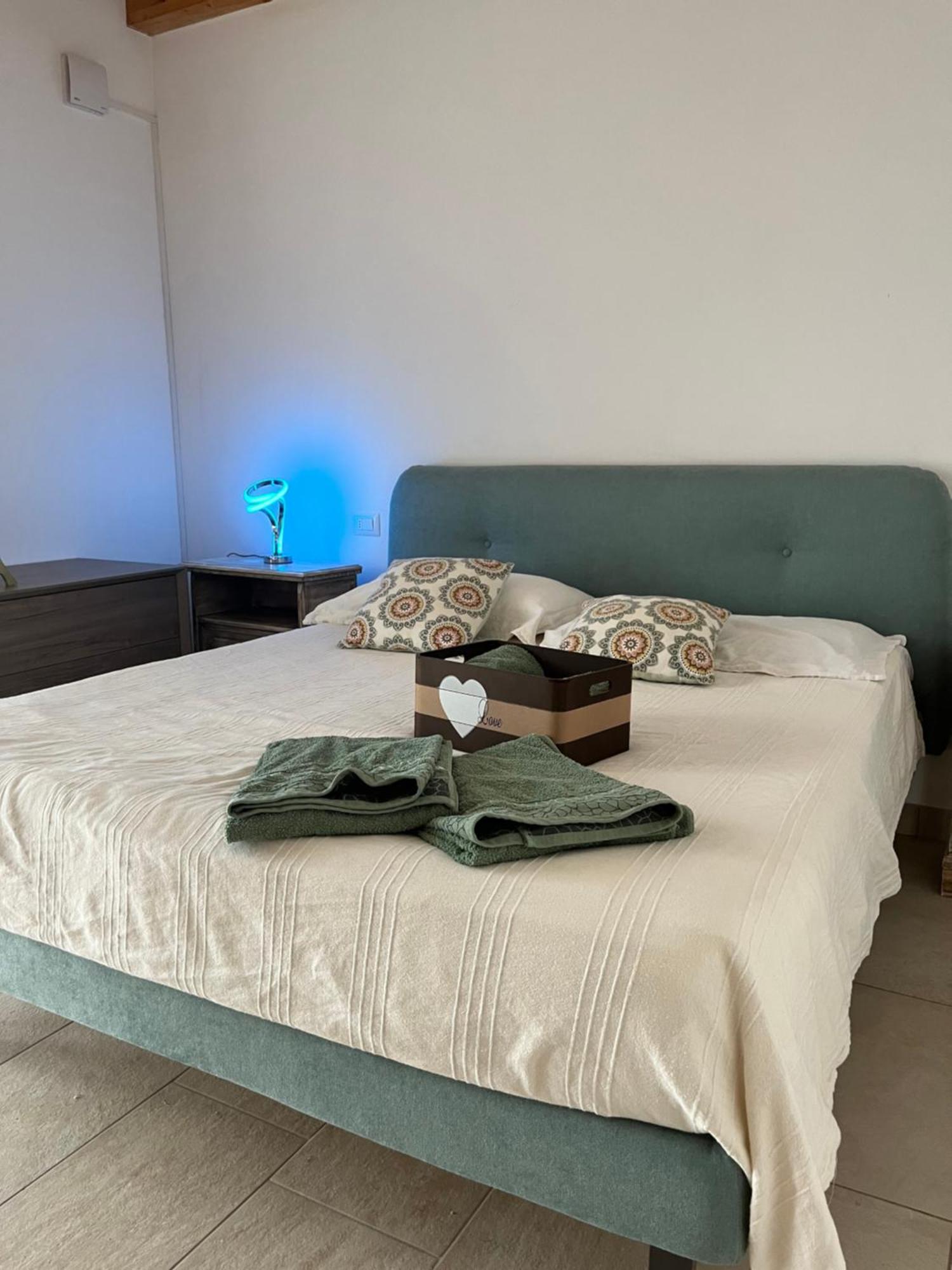 Orchidea Del Garda Rooms & Apartments Peschiera del Garda Eksteriør bilde